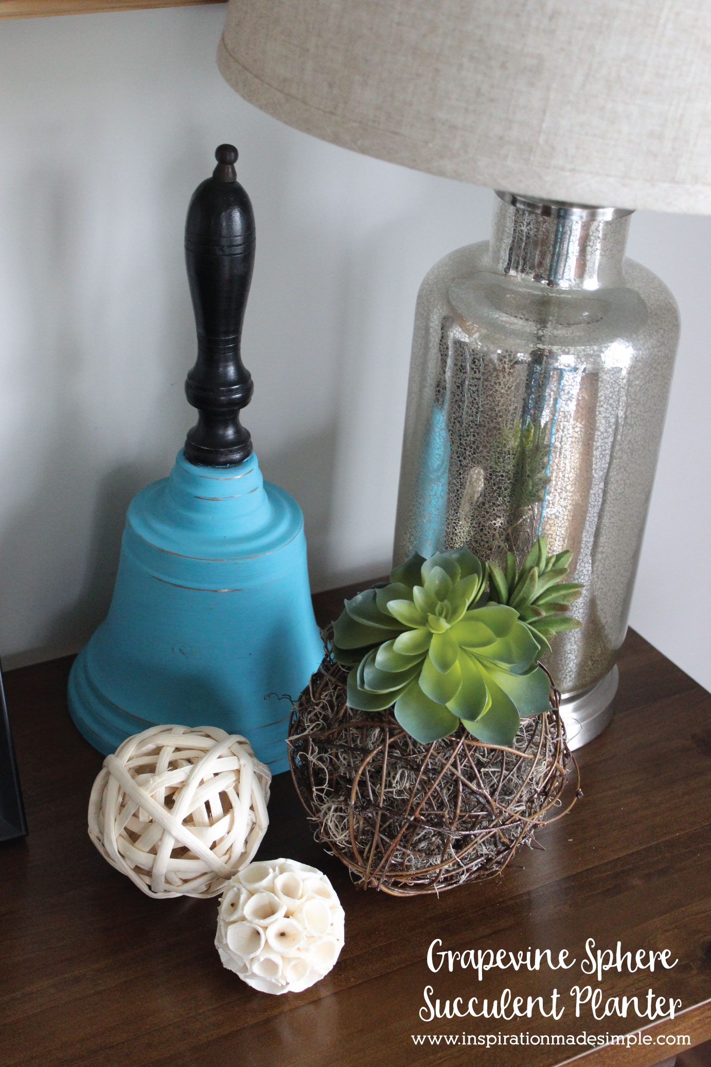 DIY Grapevine Sphere Succulent Planter - Easy to make!
