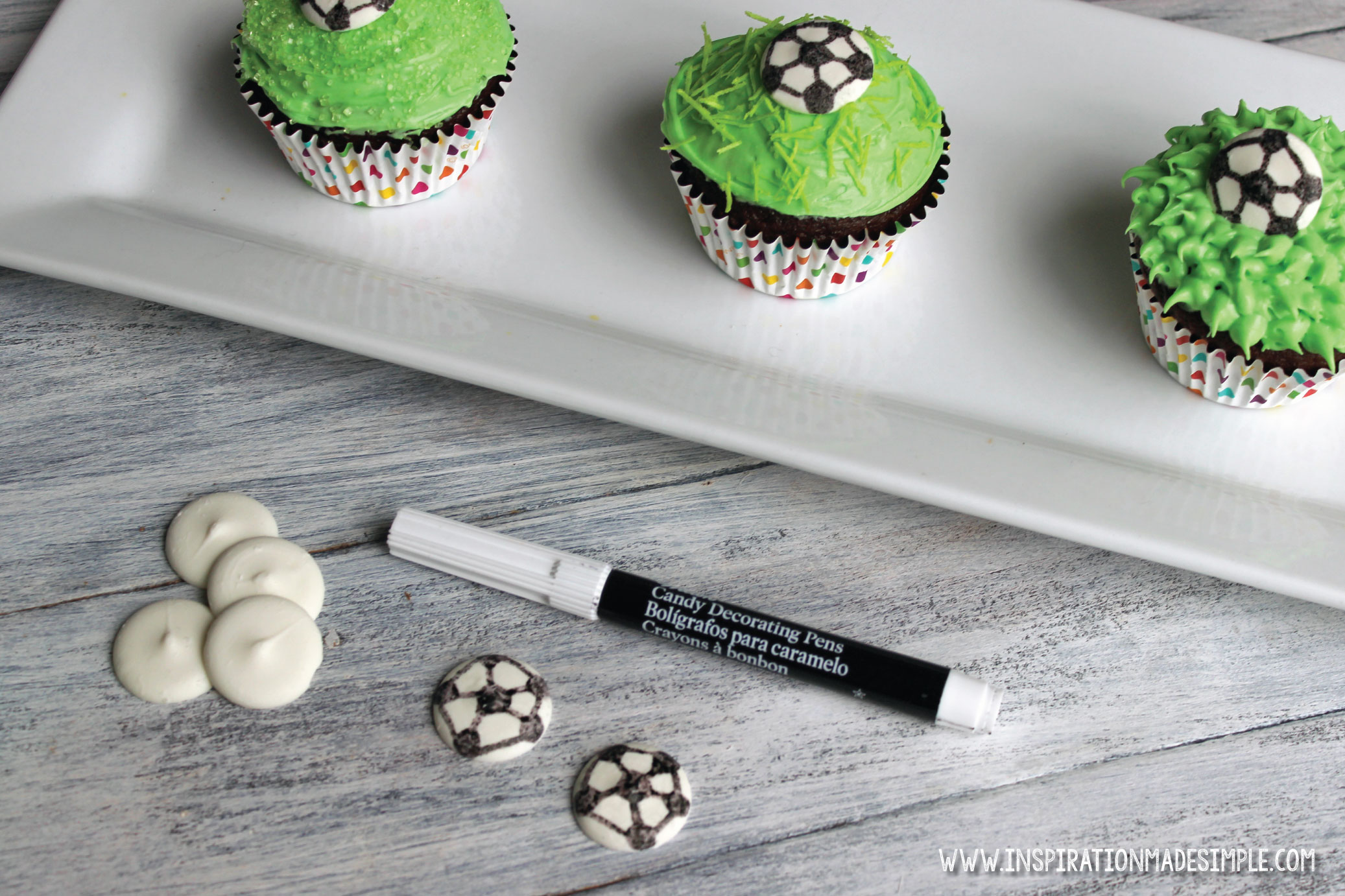 DIY Soccer Cupcakes with Candy Melt Soccer Balls
