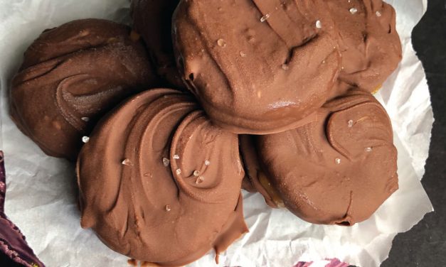 Chocolate Caramel Ritz Cookies