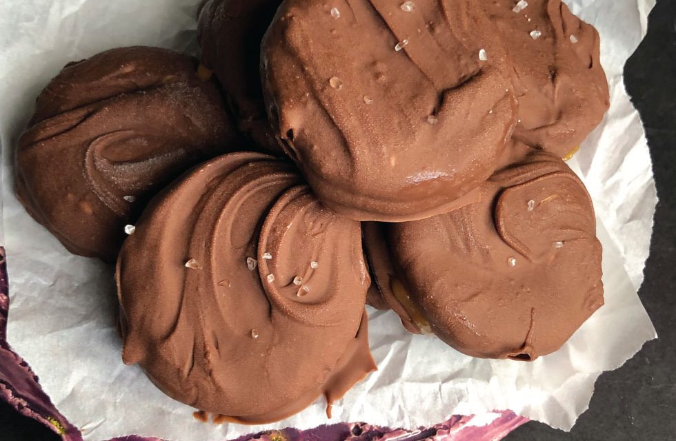 Chocolate Caramel Ritz Cookies